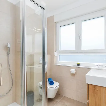 Sunny Apartment Pula