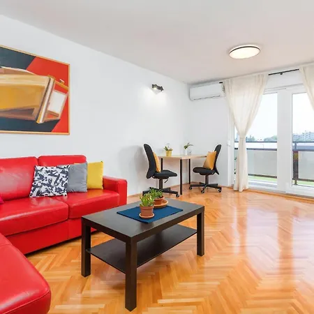 Apartment Sunny *